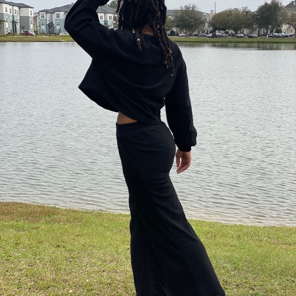 Knit crop 2 piece set with with wide leg pants - Picture 2 of 3